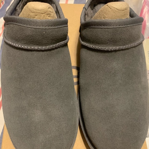 UGG Classic Gray Slippers - Picture 4 of 8